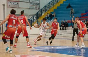 Basket Cecina: Pellegrini, Marrucci, Bruci e Ticà completano il roster rossoblù