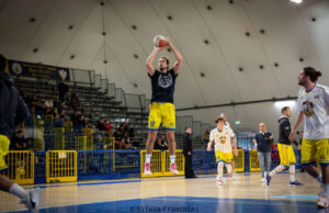Serie B: Un Piombino da battaglia infiamma il Palatenda