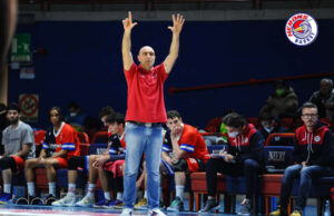 C Gold: La capolista Herons supera Spezia e vola solitaria al comando