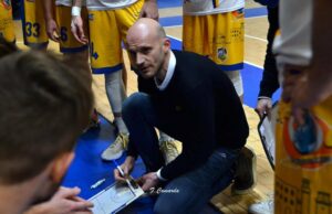 Serie B: Il Basket Golfo firma il ritorno in gialloblù di coach Damiano Cagnazzo