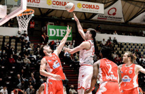 A2: Il Pistoia Basket 2000 rinnova con Daniele Magro