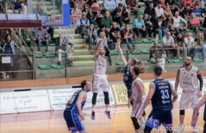 Serie B: La Libertas Livorno domina al Palamacchia e stende Pavia 87-46