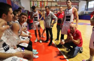 Il derby è della Virtus. Incredibile vittoria in rimonta contro la Mens Sana