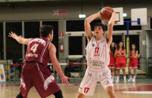 Il BCL non chiude la rimonta. Il finale del PalaTagliate premia Arezzo 76-71