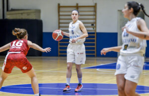 Vincono le prime quattro in classifica. In ottica playoff bella vittoria di Piombino, domani il posticipo Baloncesto-Nico