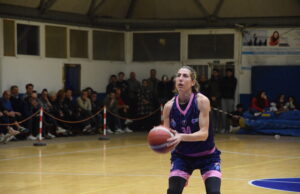 Il Jolly Acli basket Livorno vince a Piombino e supera il primo turno dei play off