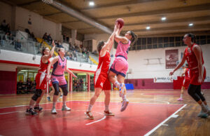 Serie B Femminile, definiti tutti i verdetti. La Number 8 batte il Costone e aggancia i playoff