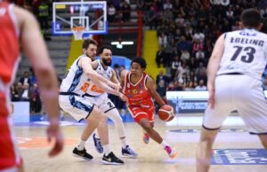 L’overtime premia l’Estra Pistoia che espugna Napoli 93-95 e conquista, di fatto, la permanenza in LBA