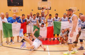 Parla uno spiccato accento labronico l’Italia Over 40 Fimba campione del mondo Maxibasket