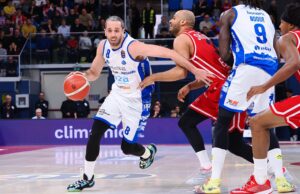 Brescia sbanca Milano e vola in solitaria al primo posto. Si ferma Bologna, Udine fa il colpo a Derthona