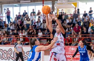 Use Rosa Scotti, tutto fin troppo facile. Le biancorosse dominano Alghero 79-44