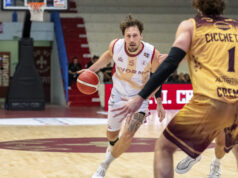 Serie A2: Libertas Livorno ed altre cinque squadre a punteggio pieno. Stop T Gema, Pistoia ancora al palo